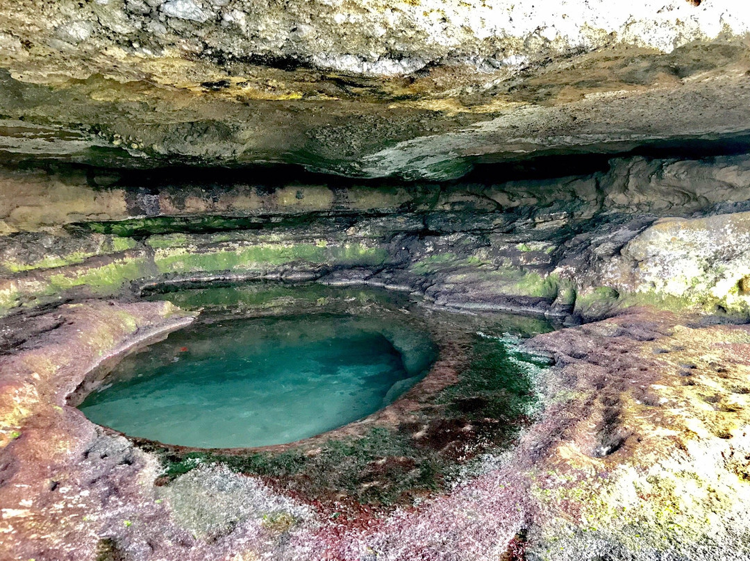Cueva De La Reina Mora景点图片