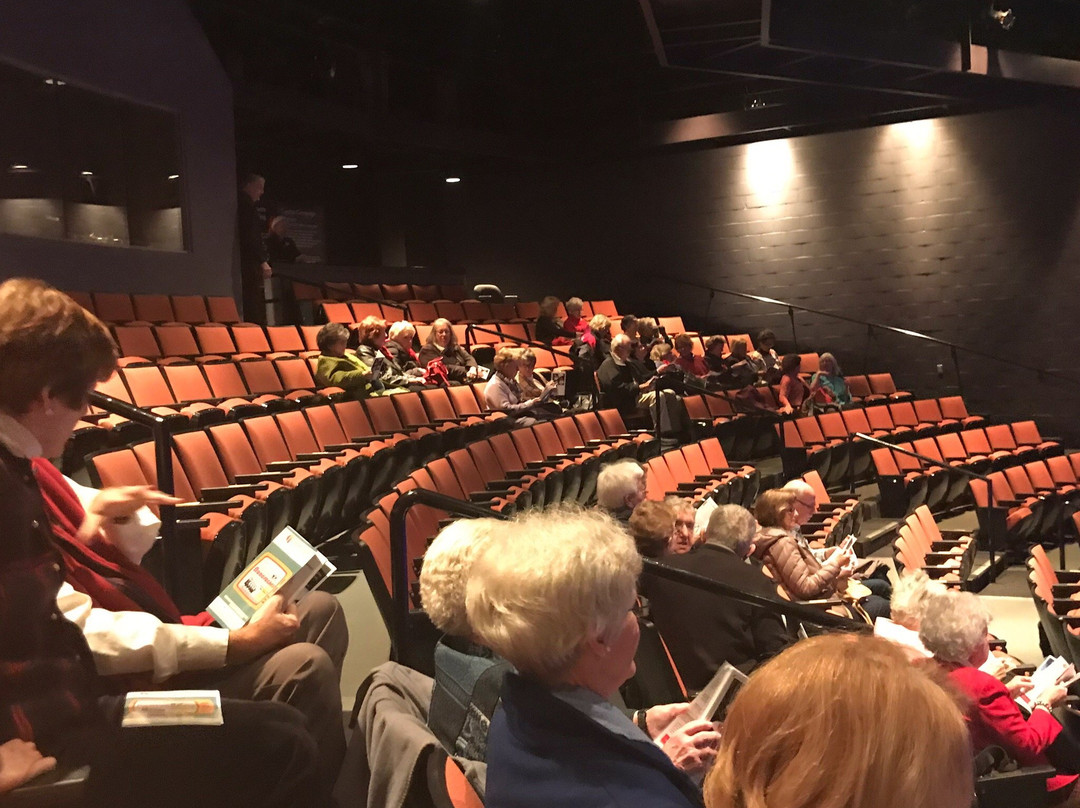 Woodford Theatre-Versailles必去景点