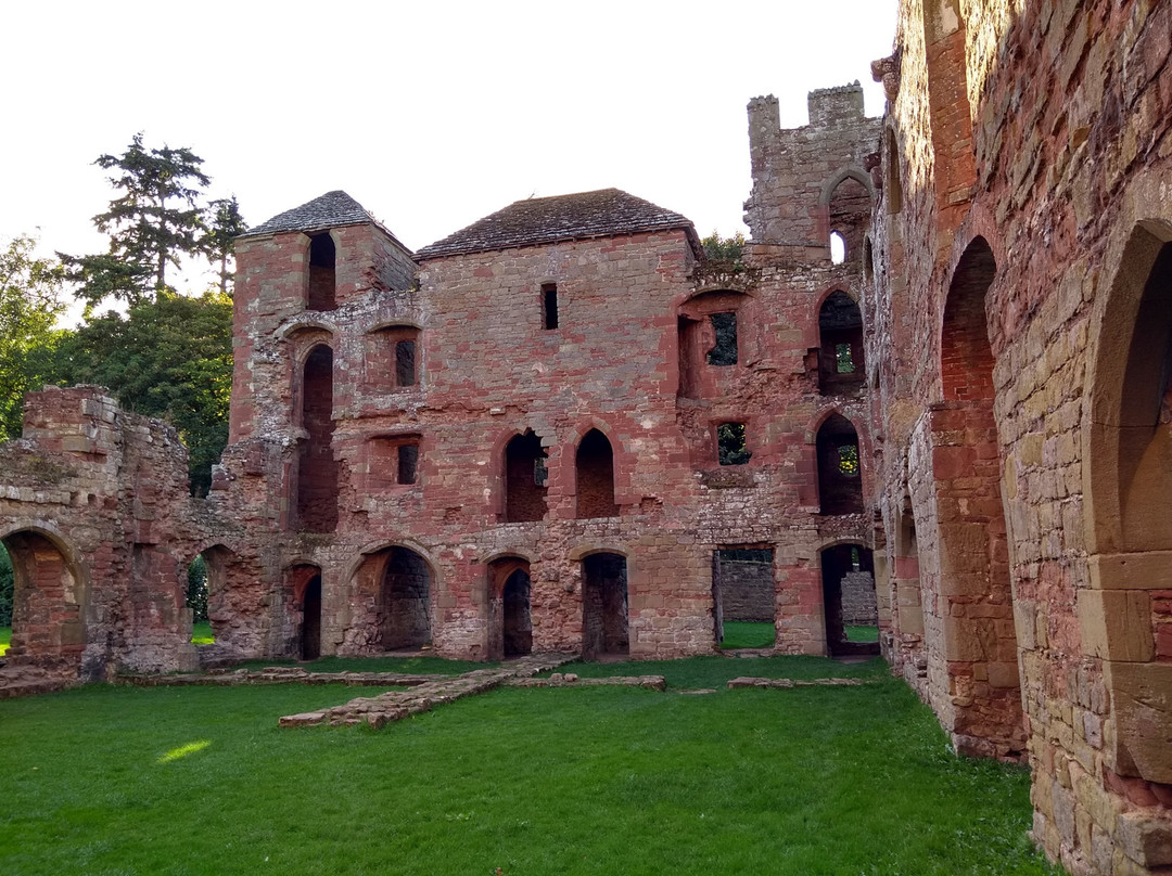 Acton Burnell Castle景点图片