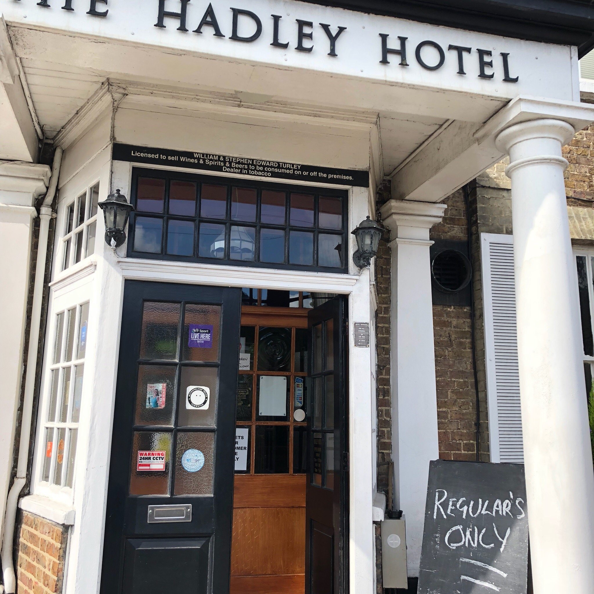 Hadley Hotel-官方