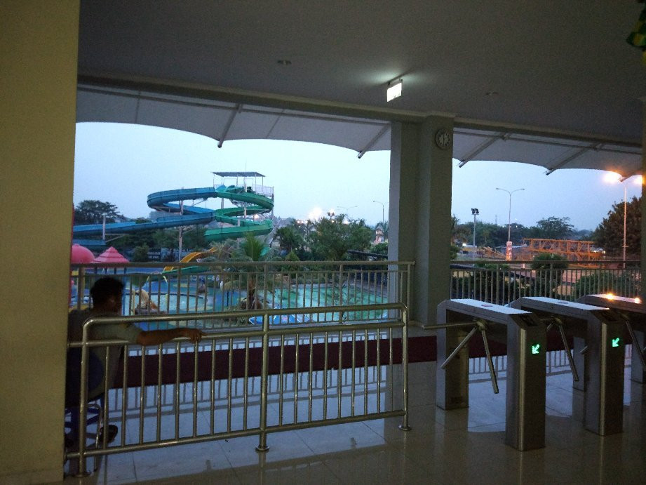 Green Lake View Waterpark景点图片