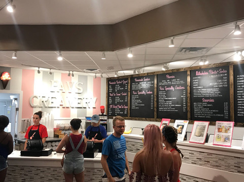 Pav’s Creamery
