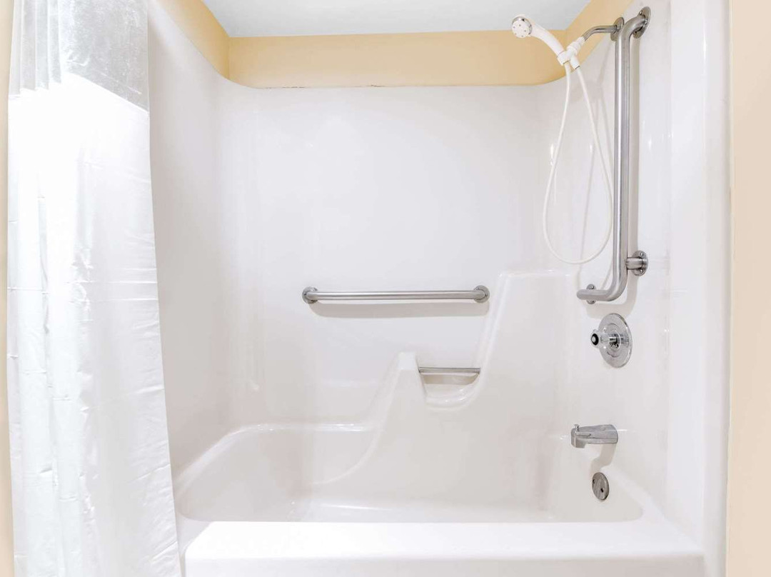 Days Inn by Wyndham Monett主图