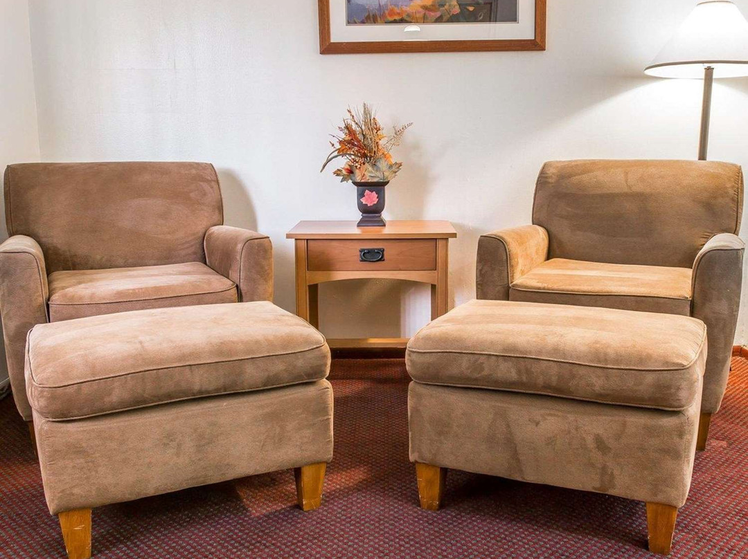 Baymont by Wyndham Bay City主图