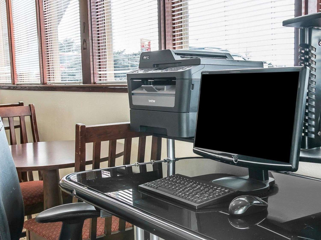 Baymont by Wyndham Bay City主图