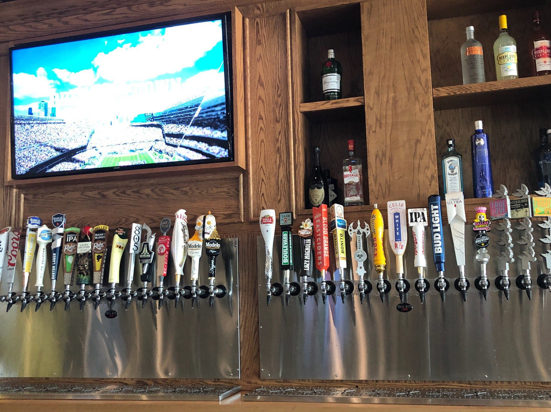 Magnolia Bar and Grill