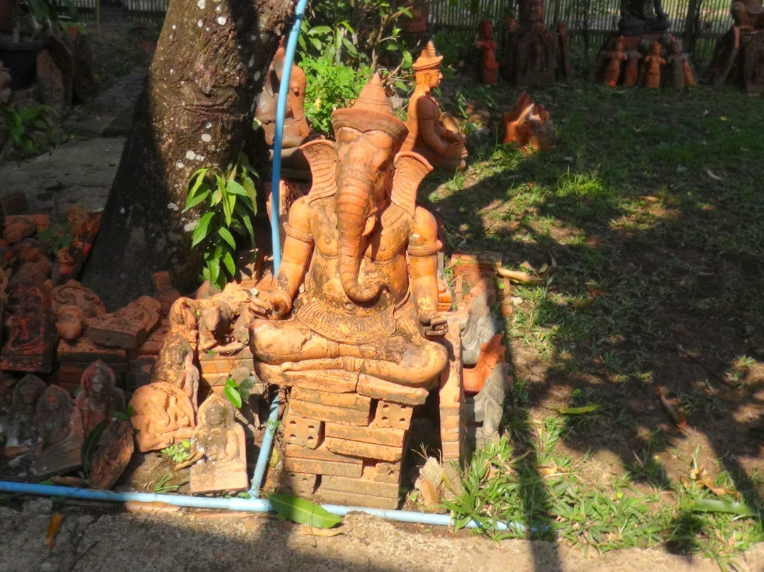 Champasak Pottery景点图片