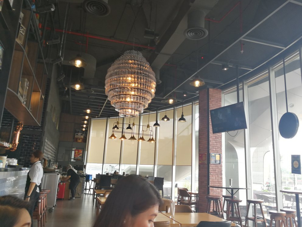 Retro Bar & Café