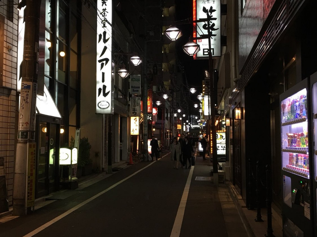 Shimmichi Shopping Street-Yotsuya必去景点