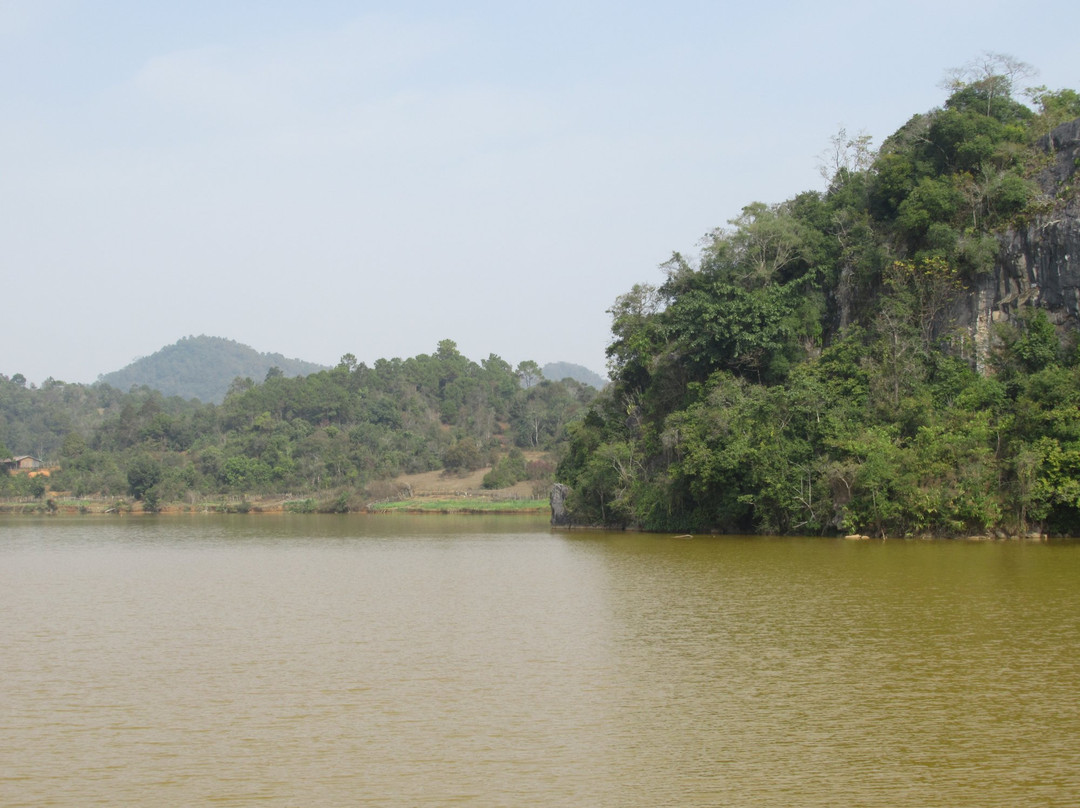 Nong Tang Lake景点图片
