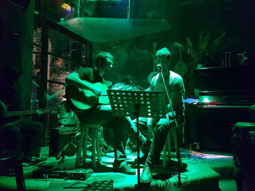 Guitar Hawaii Hoi An Live Music Bar-会安必去景点