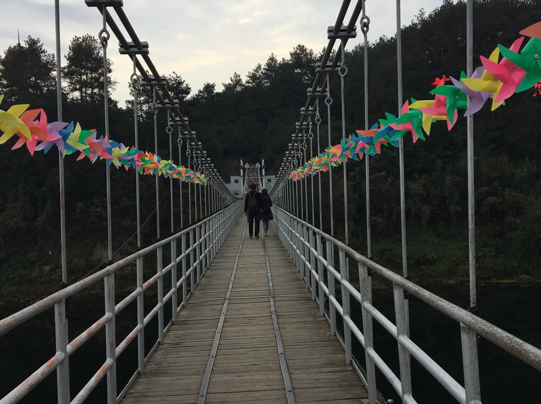 花山谜窟-黄山市必去景点