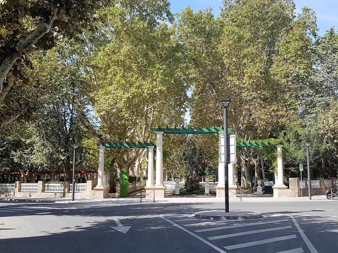 Parque Miguel Servet景点图片
