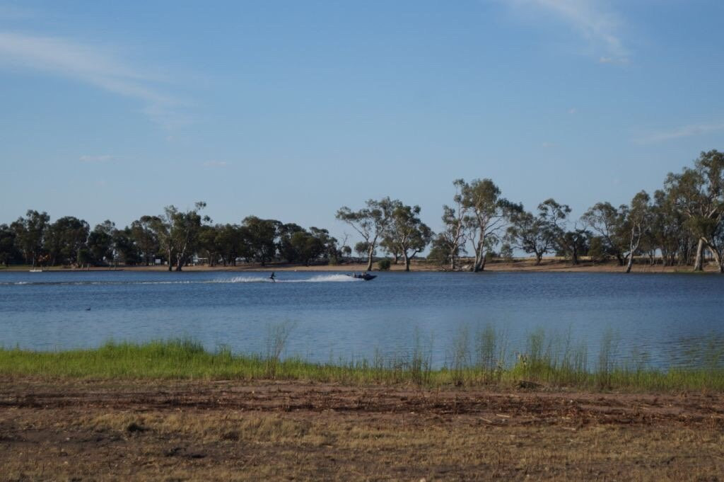 Wooroonook Lakes-Charlton必去景点