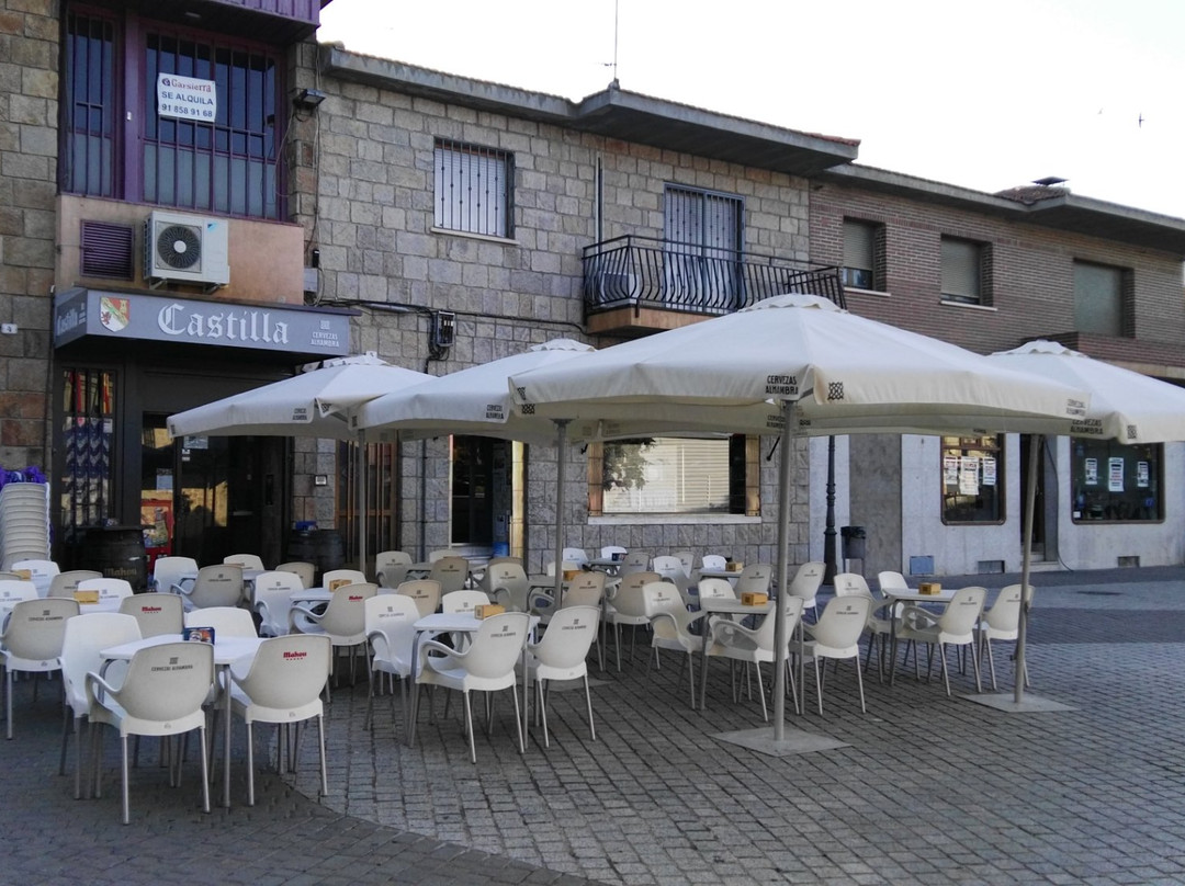 Colmenarejo餐馆和美食-Bar Castilla