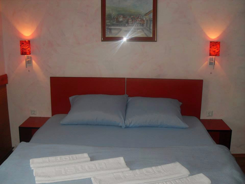 Srebrenik酒店住宿-Pansion Kipovi Tuzla