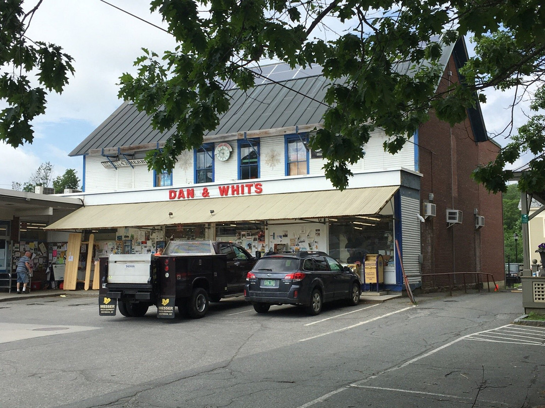 Dan & Whit's General Store-Norwich必去景点