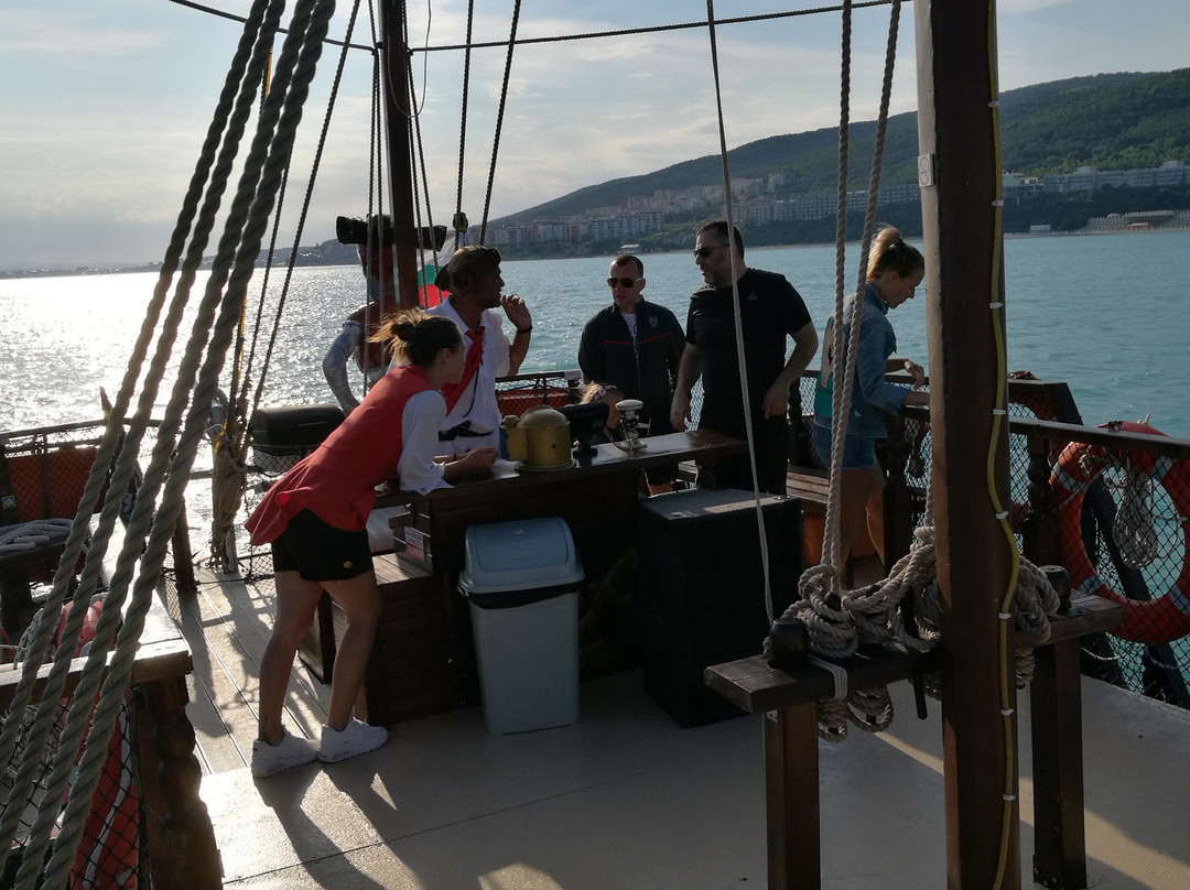 Black Sam Pirate Ship景点图片