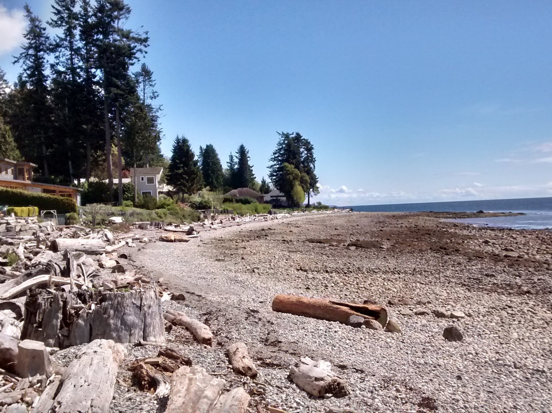 Roberts Creek Provincial Park景点图片