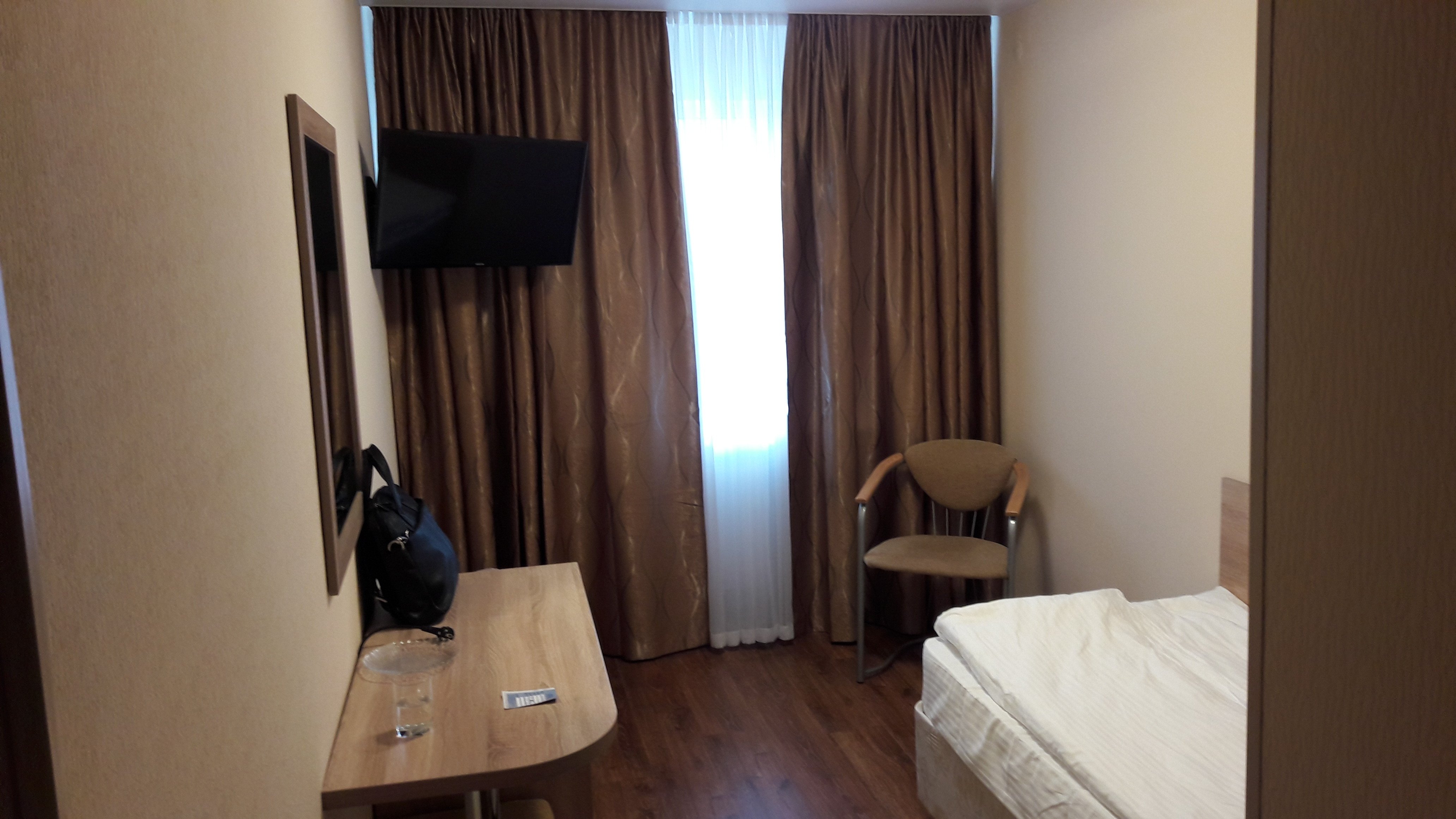 Hotel Kavkaz-官方