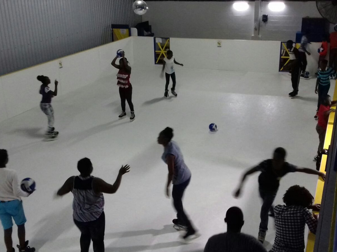 Icetopia Skating Rink-布里奇顿必去景点