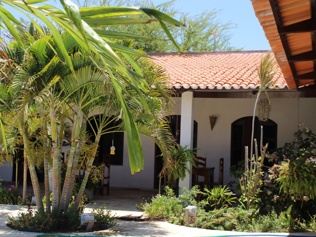 Pousada Califórnia Tia Lia主图