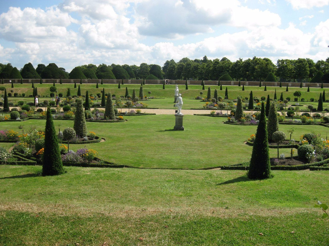 Hampton Court Park景点图片