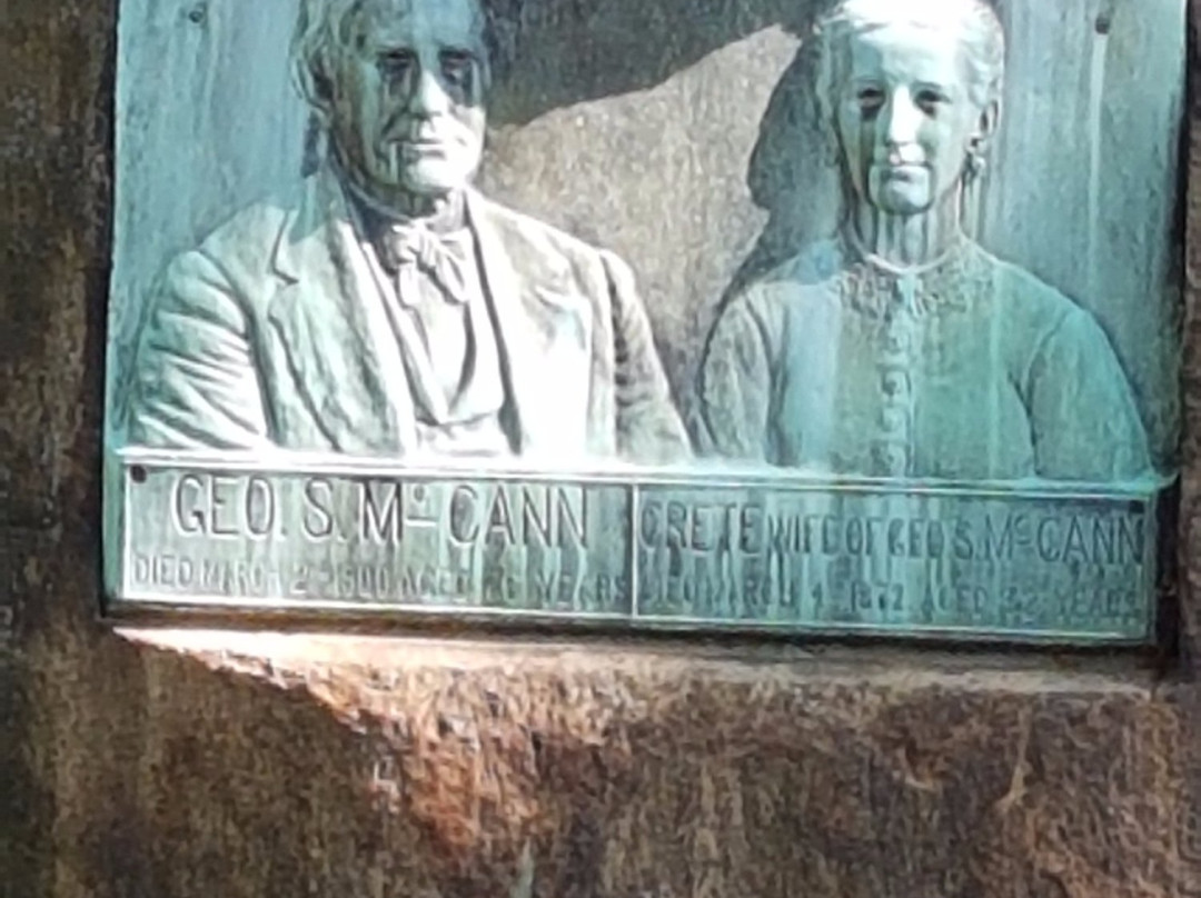 Woodlawn Cemetery of Elmira景点图片