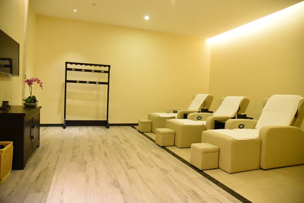 神农架康帝君兰酒店主图