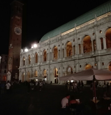 La terrazza-维琴查必去景点