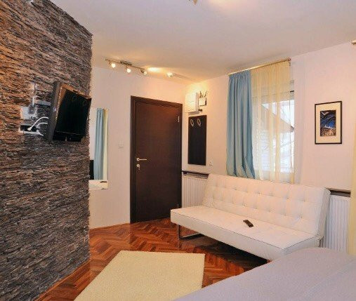 Garni Hotel King