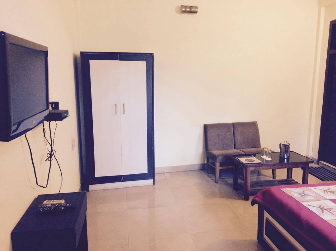 Hotel Natraj Palace主图