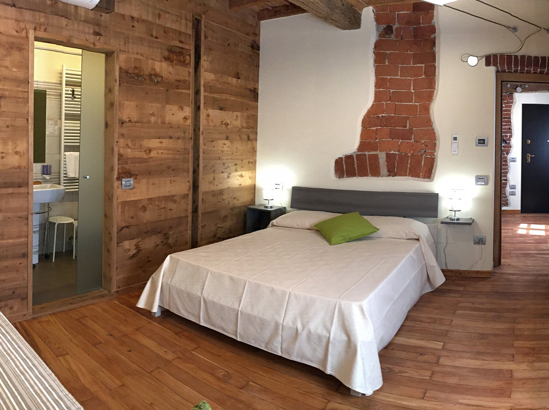 Madonna dell'Olmo酒店住宿-Osteria Senza Fretta - Affittacamere