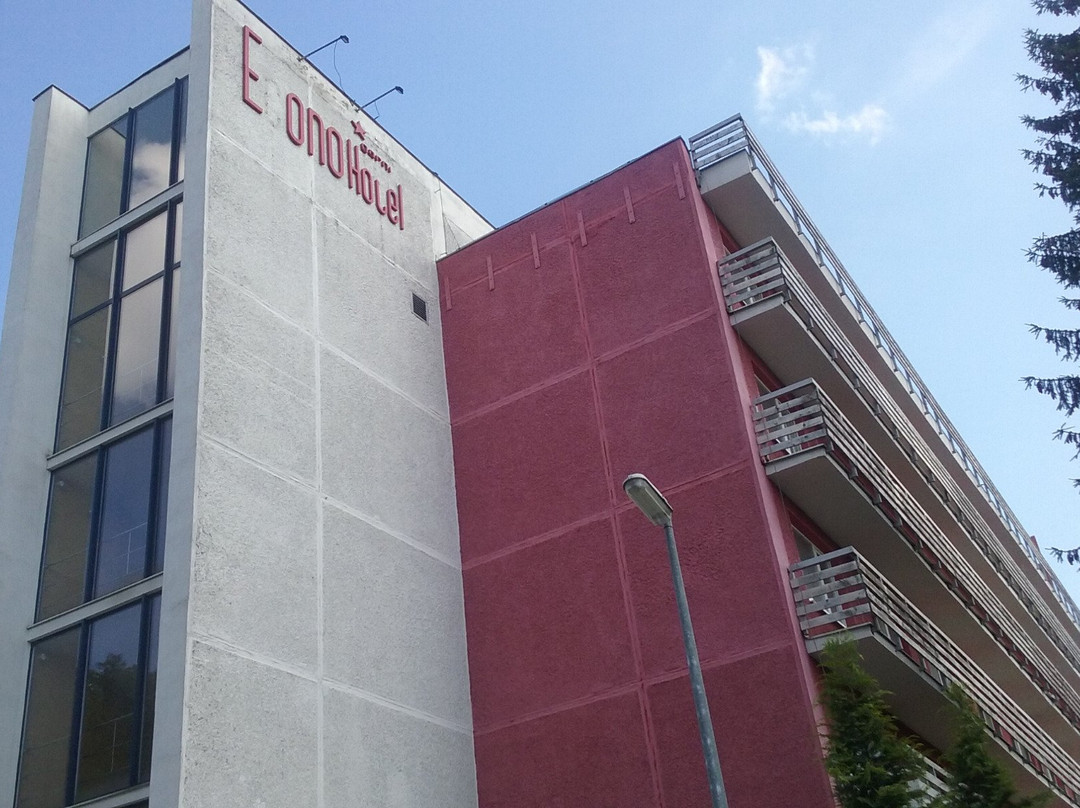 Econo Hotel主图