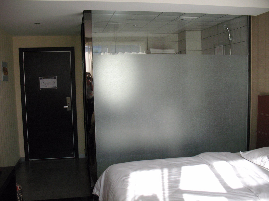 金佰利假日酒店主图