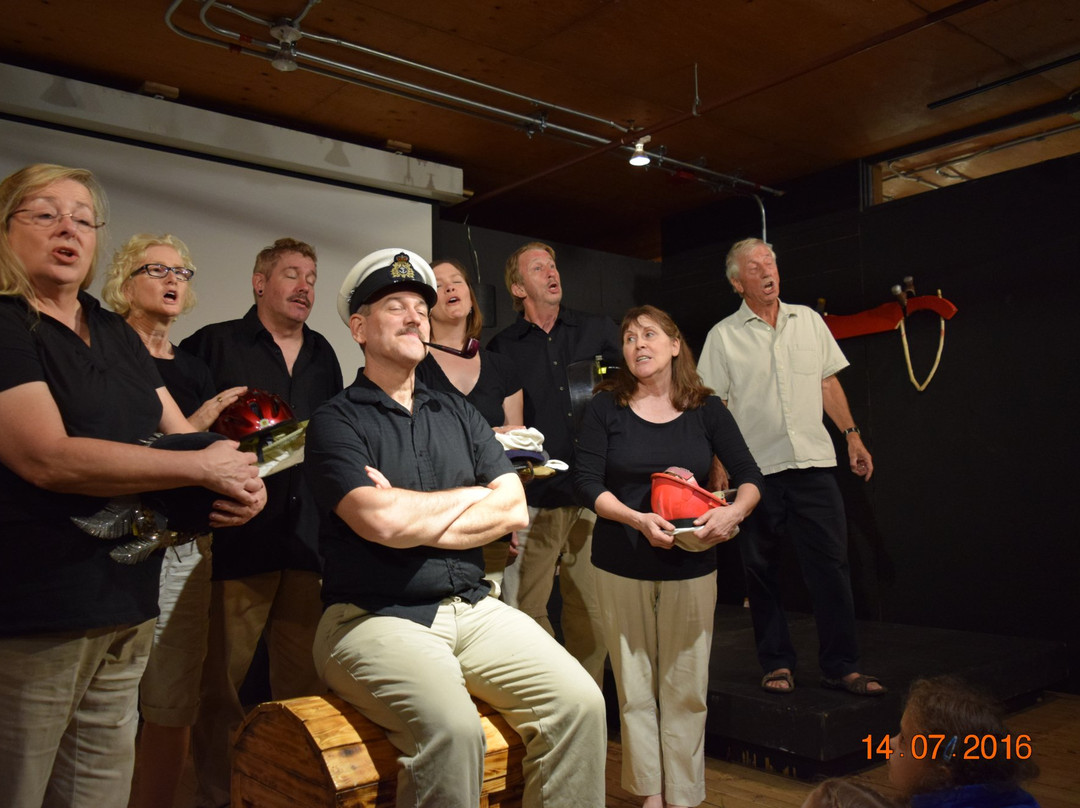 Glimpses Theatre Troupe-卢嫩堡必去景点