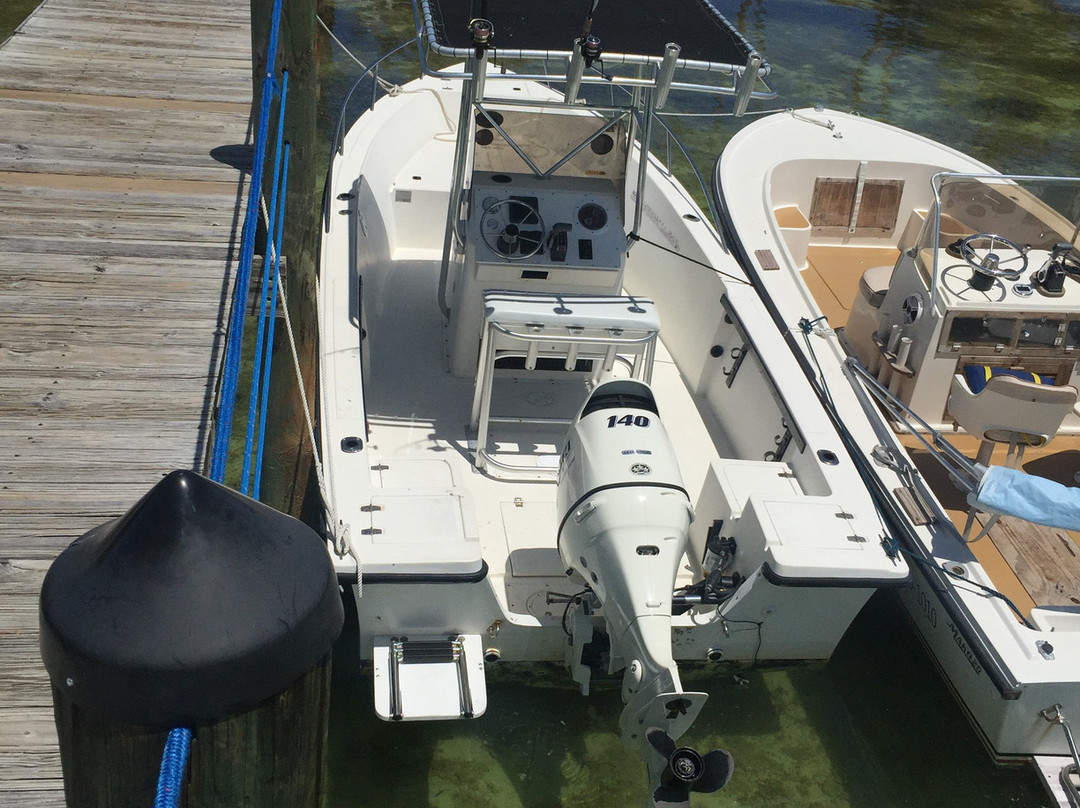 Bayside Boat Rentals-伊斯拉摩拉达必去景点