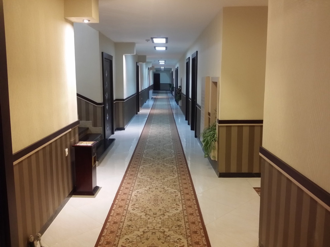Badeleh Hotel主图