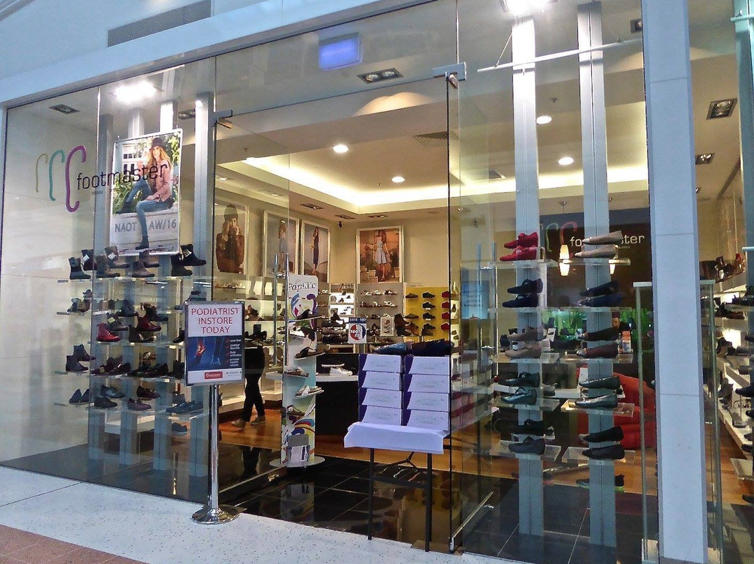 Runaway Bay Shopping Village-Runaway Bay必去景点