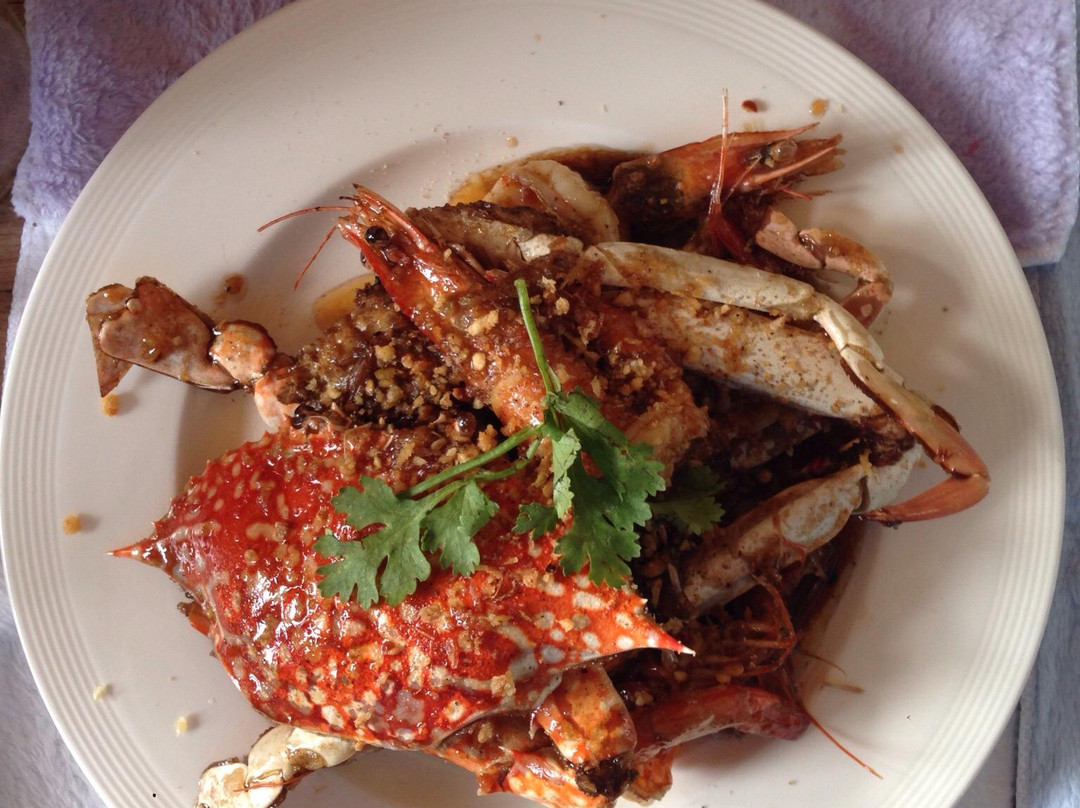 Thai Sabai Bar by  Prompakdee Kohmak Resort