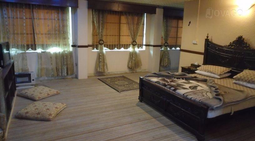 Hotel Aashiana