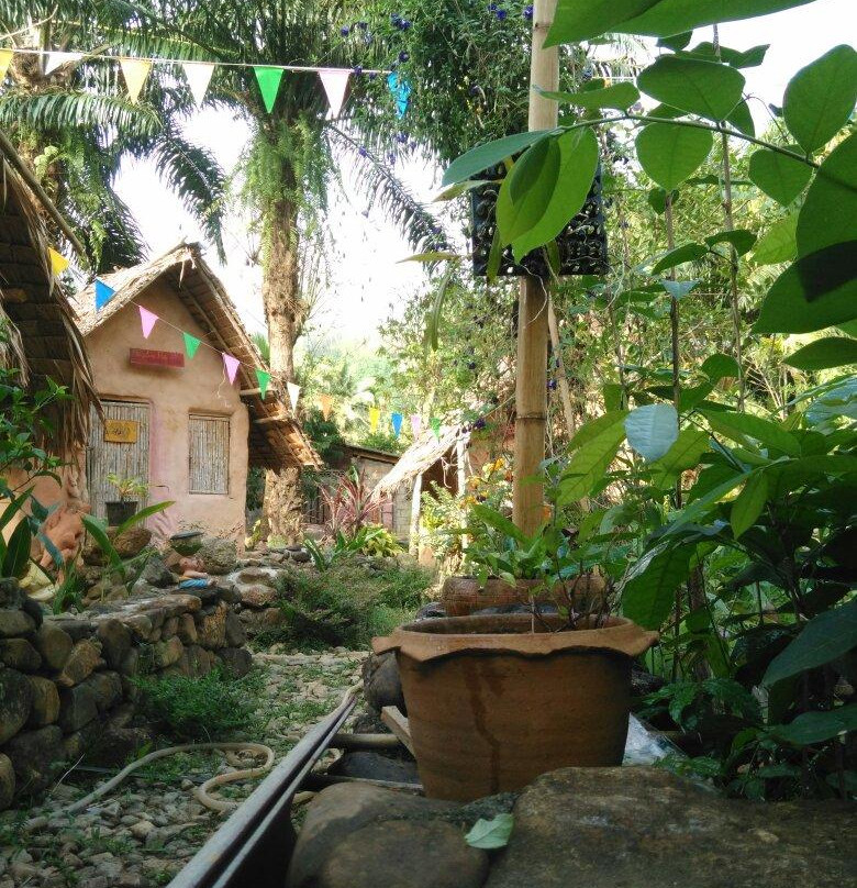 DinDang Natural Building Center景点图片
