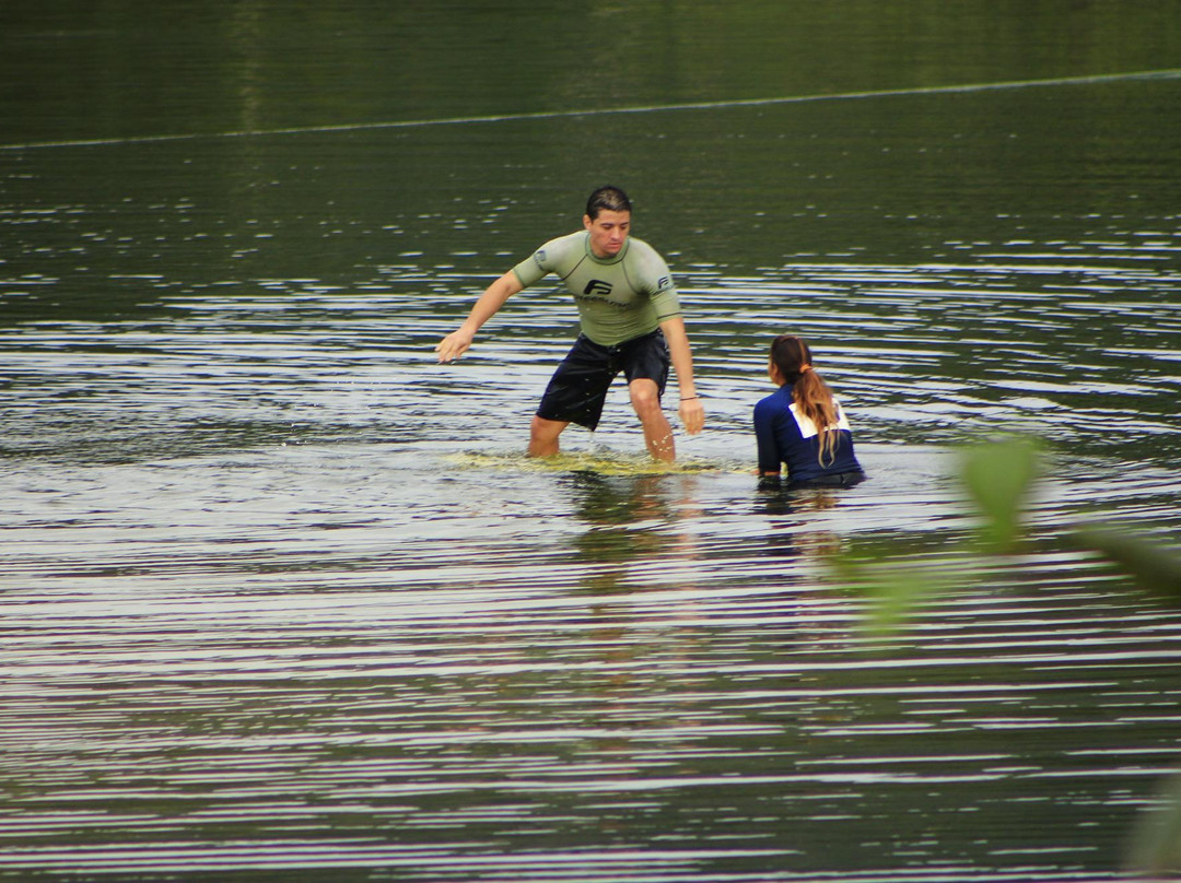 Zecão Surf School-乌巴图巴必去景点