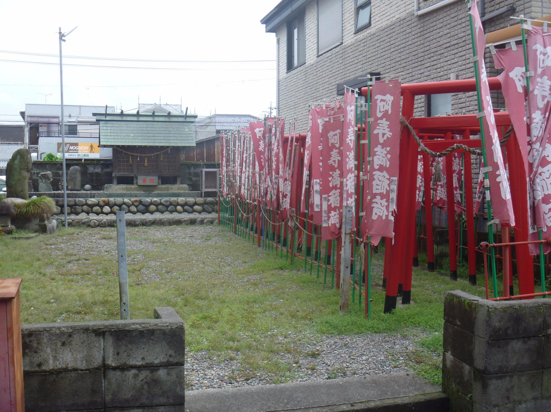 Azumaninari Shrine景点图片