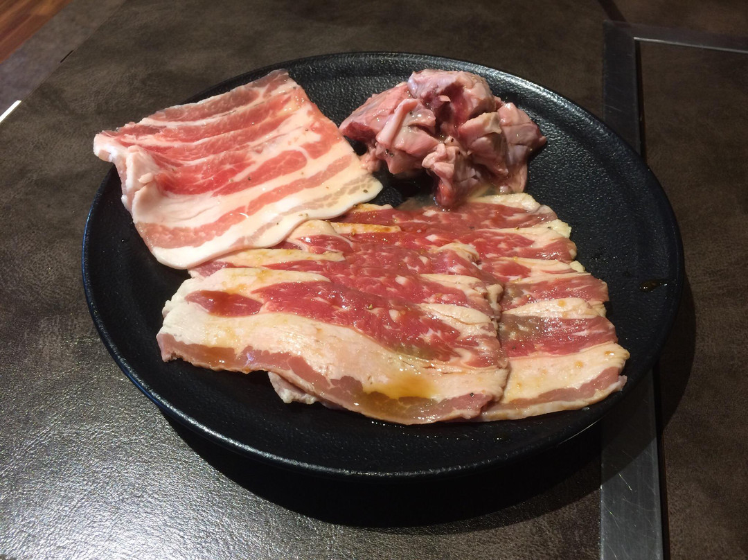 美味焼肉 いただき 阪急高槻店