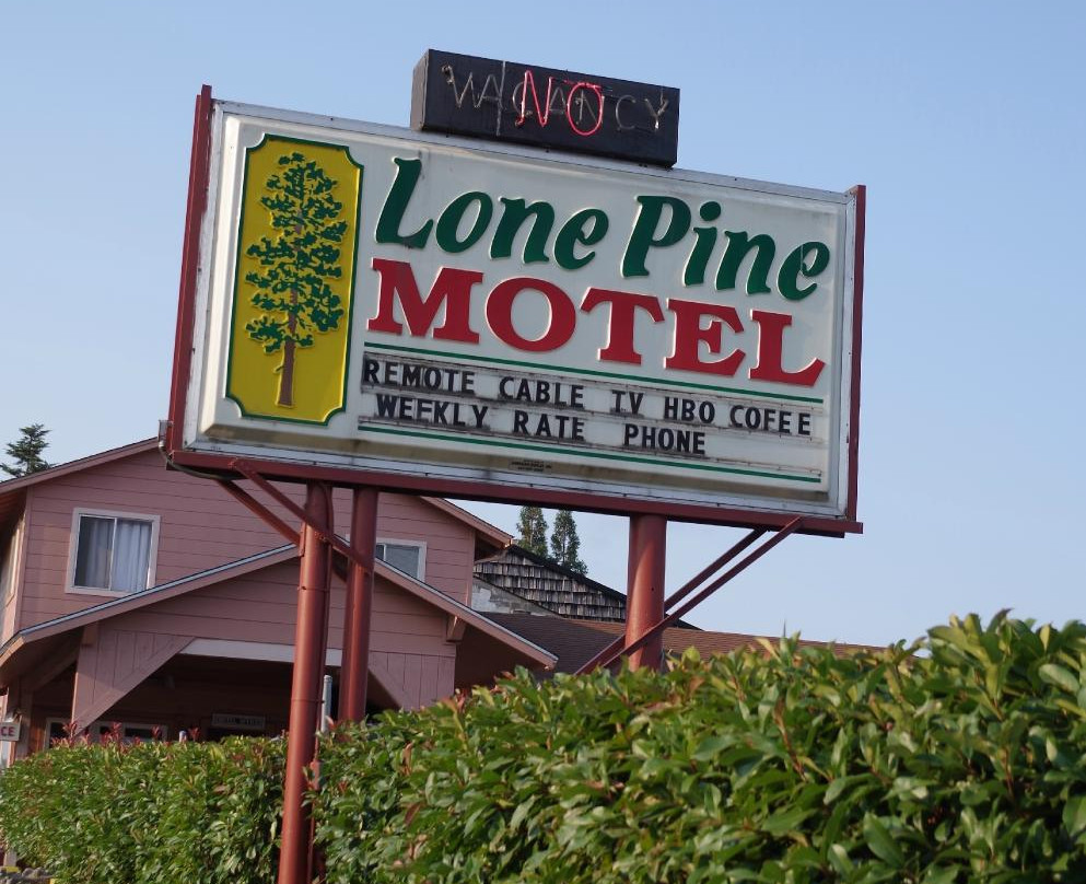 Lone Pine Motel