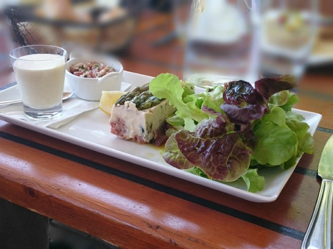 Captain Resto Calvi主图