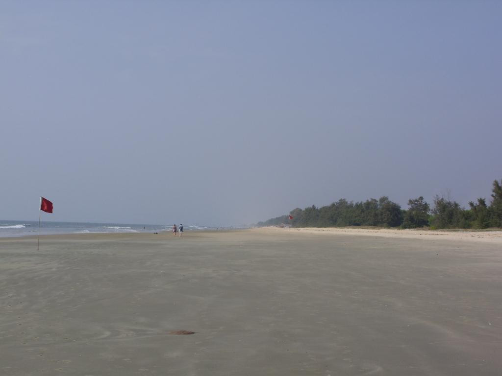 Mobor Beach-萨尔塞特必去景点