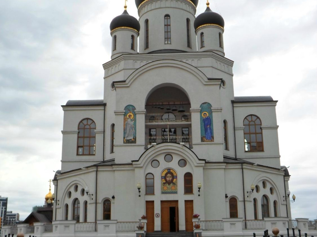 Cathedral of the Nativity of Christ景点图片