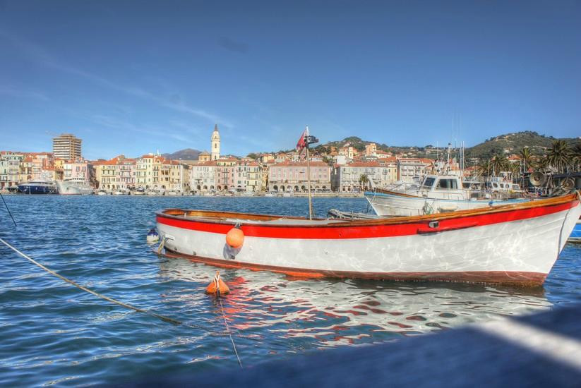 Porto Oneglia-因佩里亚必去景点